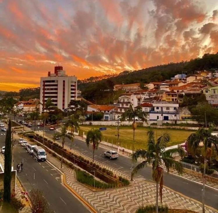 Apartamento Aconchegante Centro Aguas De Lindoia Daire Dış mekan fotoğraf